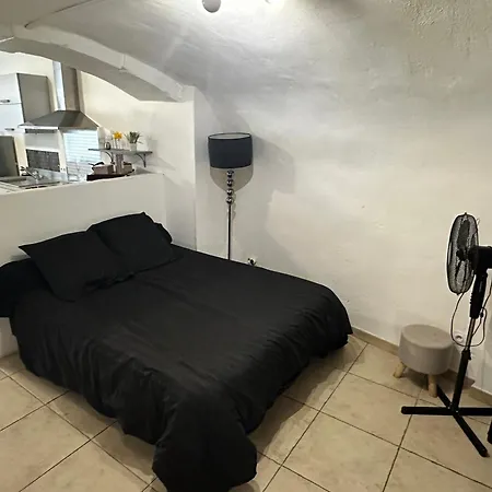 Apartment F1 Rez De Chaussee Au Coeur De Pont-saint Esprit Pont-Saint-Esprit