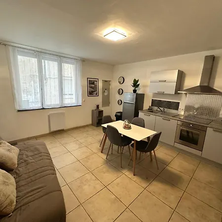 F1 Rez De Chaussee Au Coeur De Pont-saint Esprit Apartment Pont-Saint-Esprit